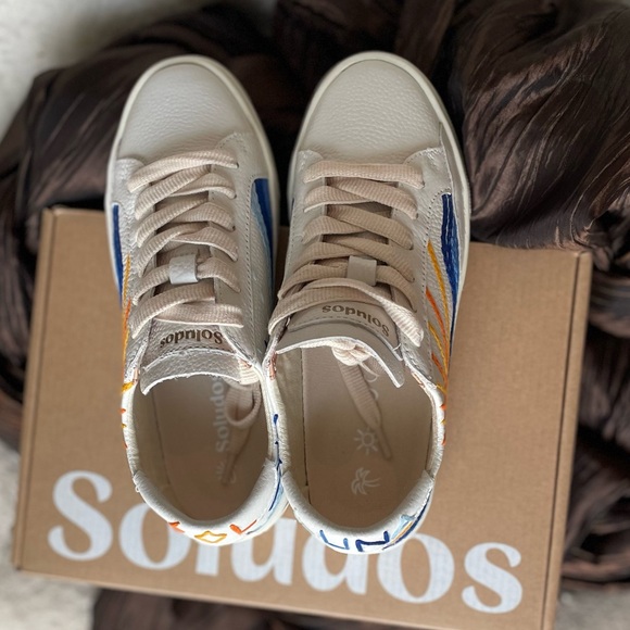 NIB Soludos Sunrise Sunset Sneaker Womens Size 5 (Kids Size 3) - Picture 5 of 7